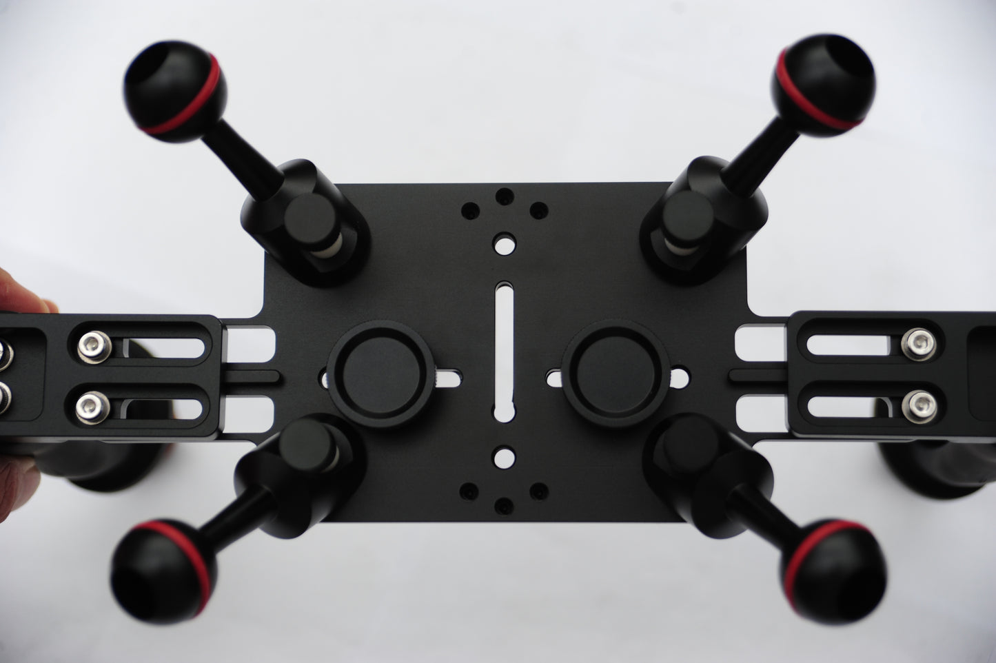 Tray base with four 1" ball legs and handles