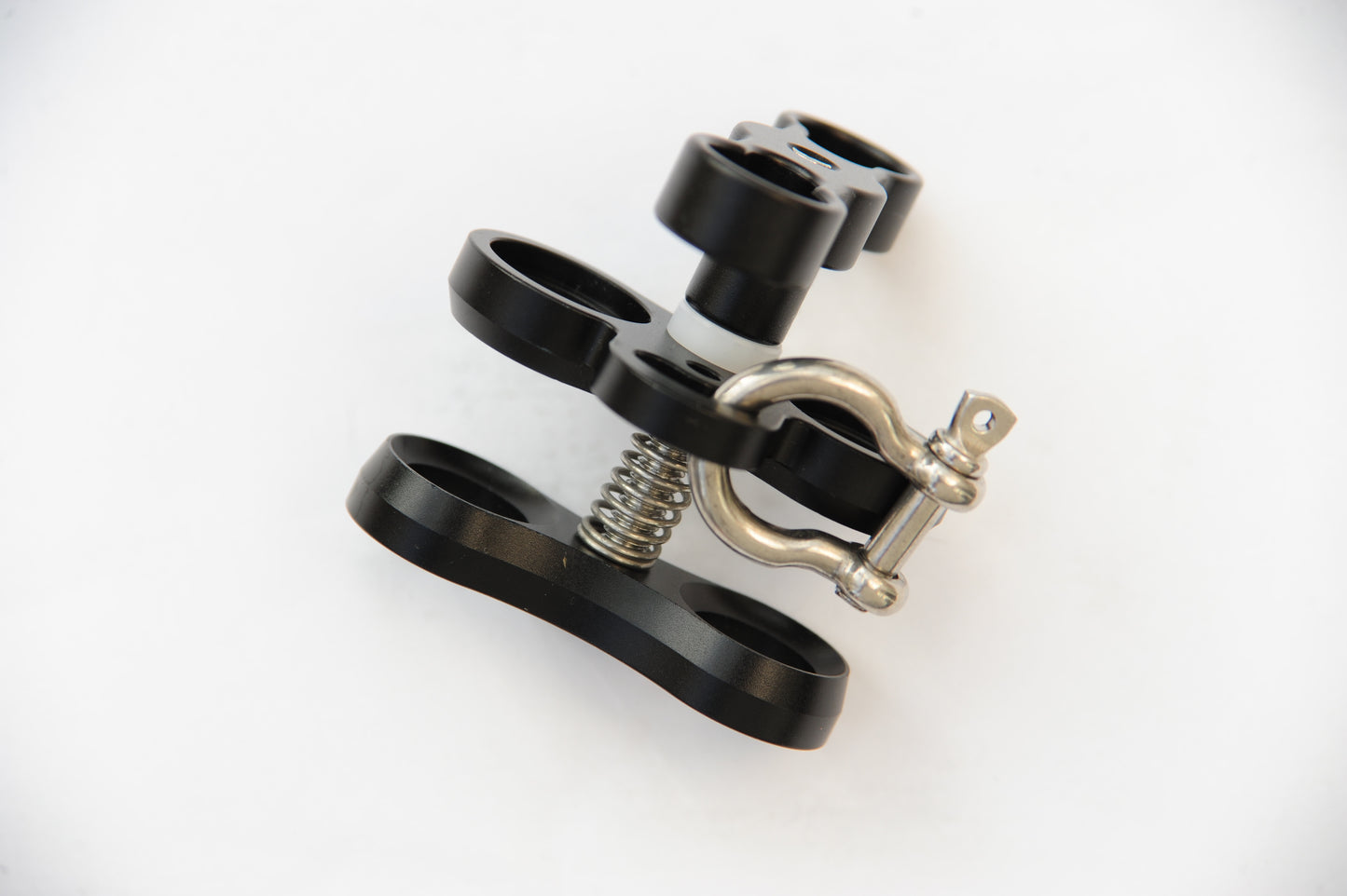 1" Ball clamp with shackle